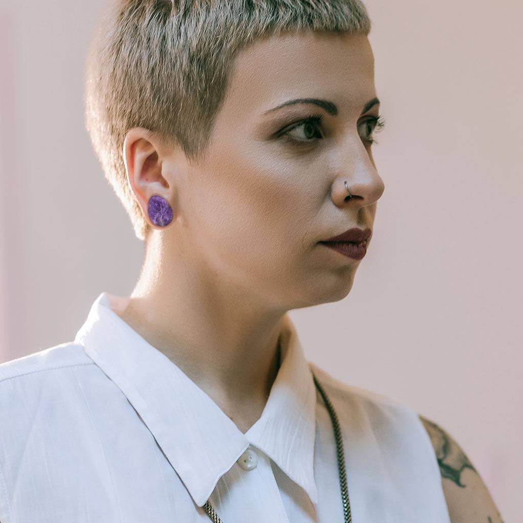 Double Flared Saddle Tear Drop Amethyst Stone Plugs